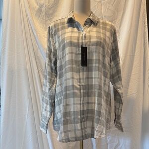 Banana Republic Gray and White Plaid Casual Button-Down Shirt